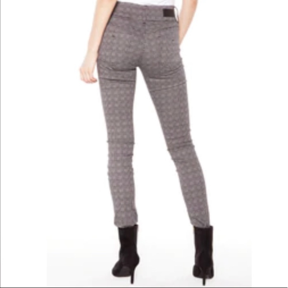 2/$50 Denim Society: Olivia Pull-On Jeggings - Picture 2 of 9